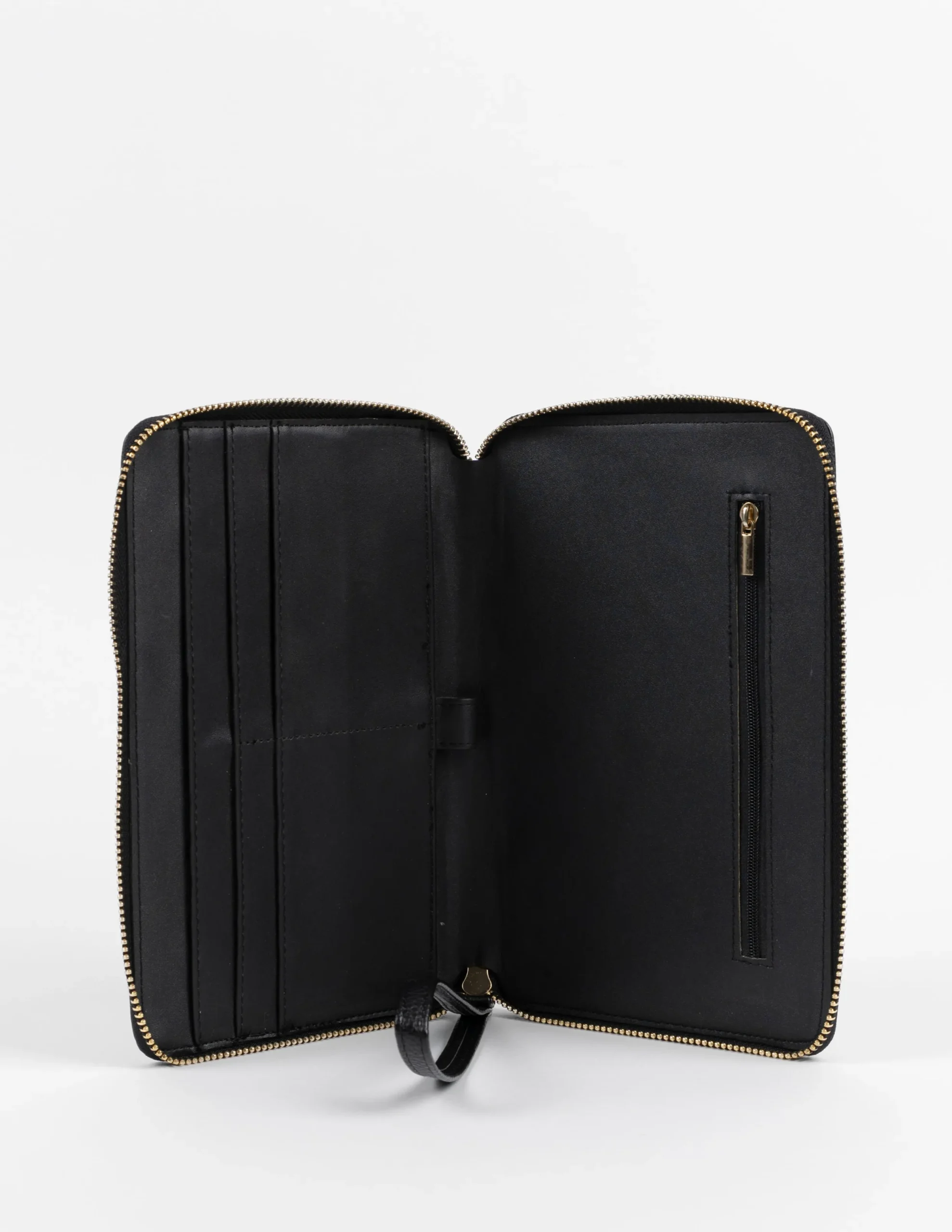 Getaway Travel Wallet - Black