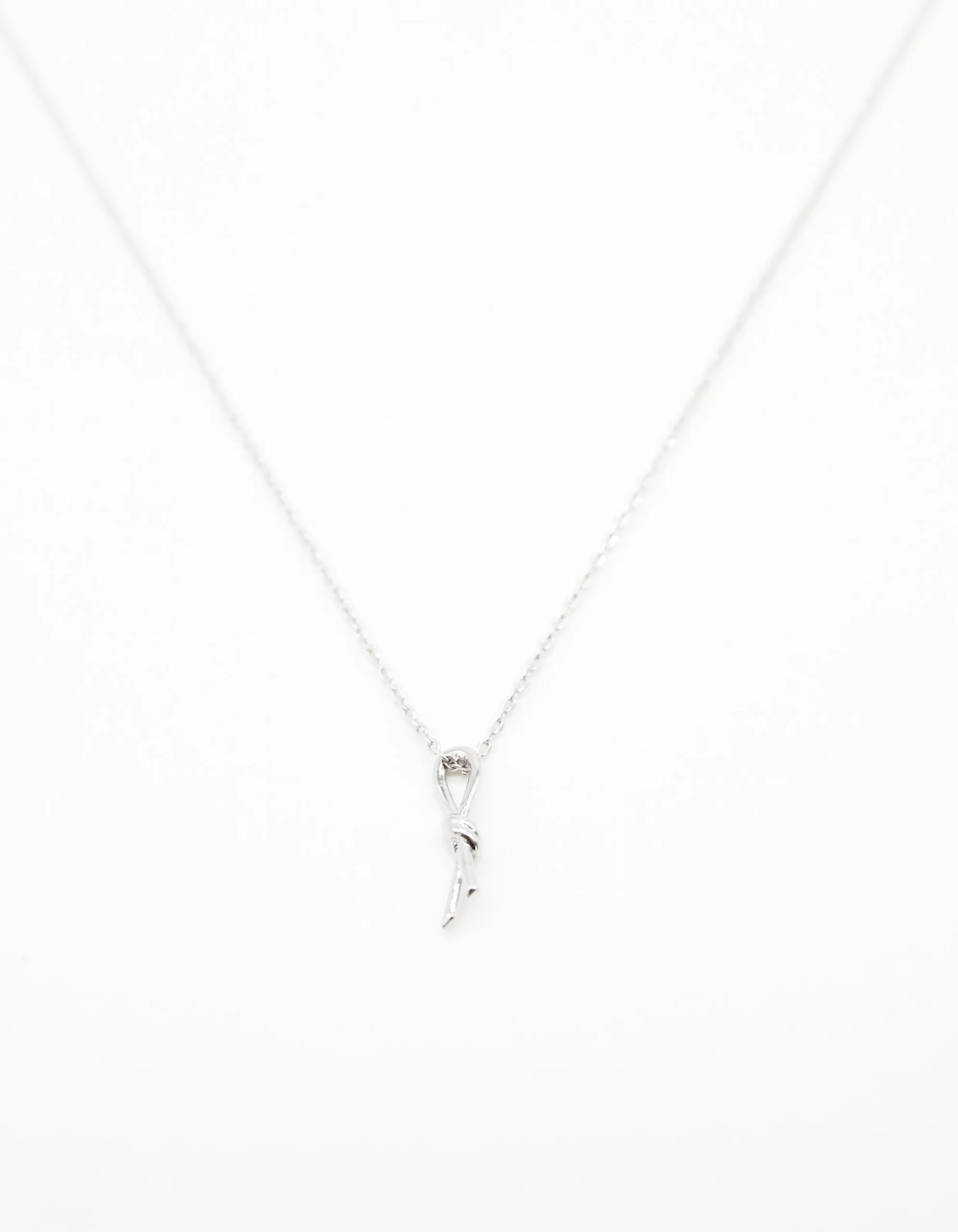 Knot Necklace