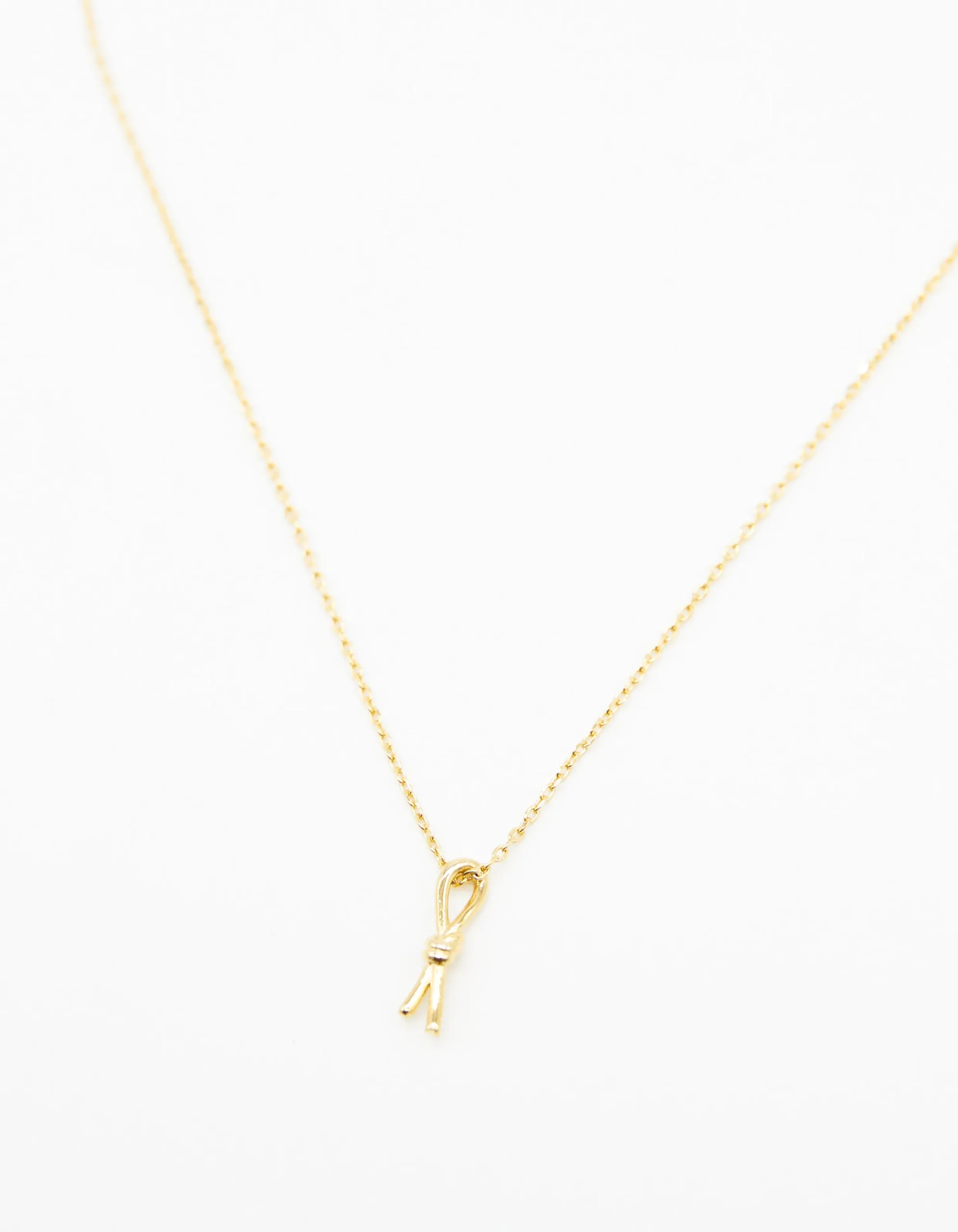 Knot Necklace