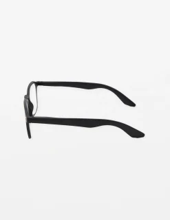 Manon Readers - Matt Black