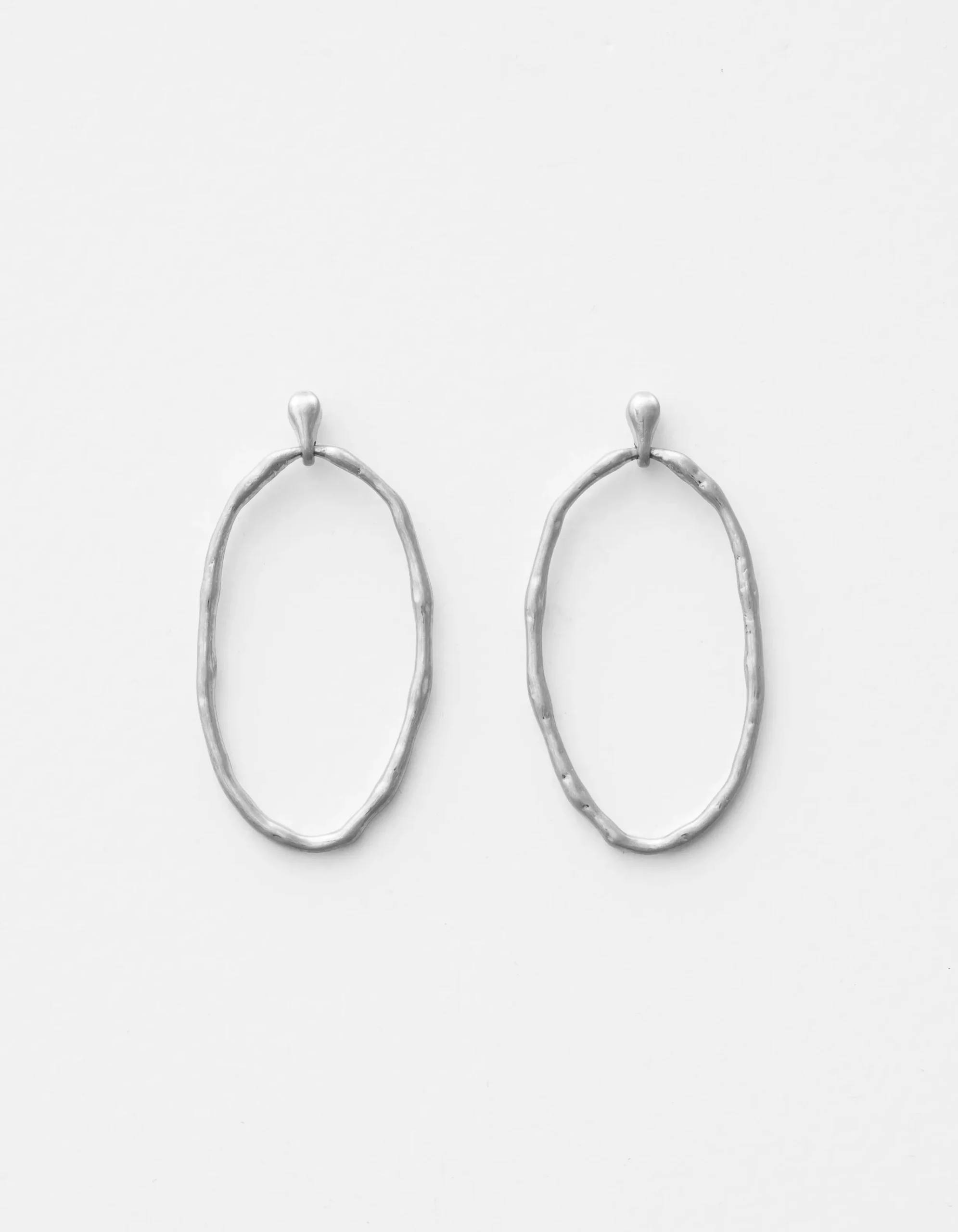 Organic Oval Hoop