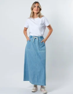STELLA ESSENTIALS Ingrid Skirt - Light Blue Wash