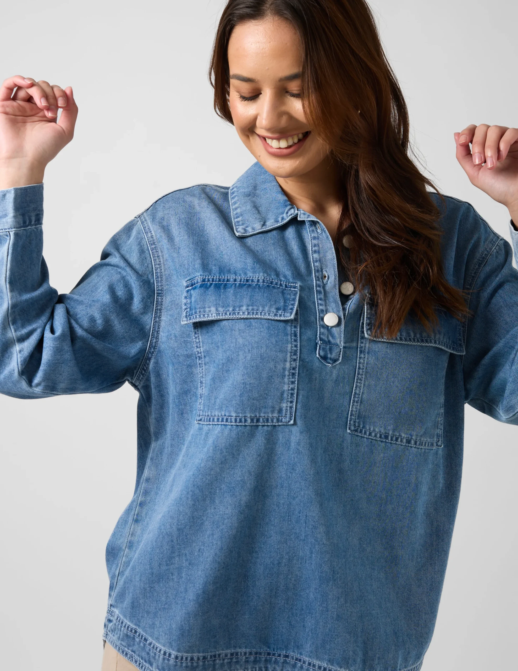 STELLA ESSENTIALS Pip Overshirt - Light Wash