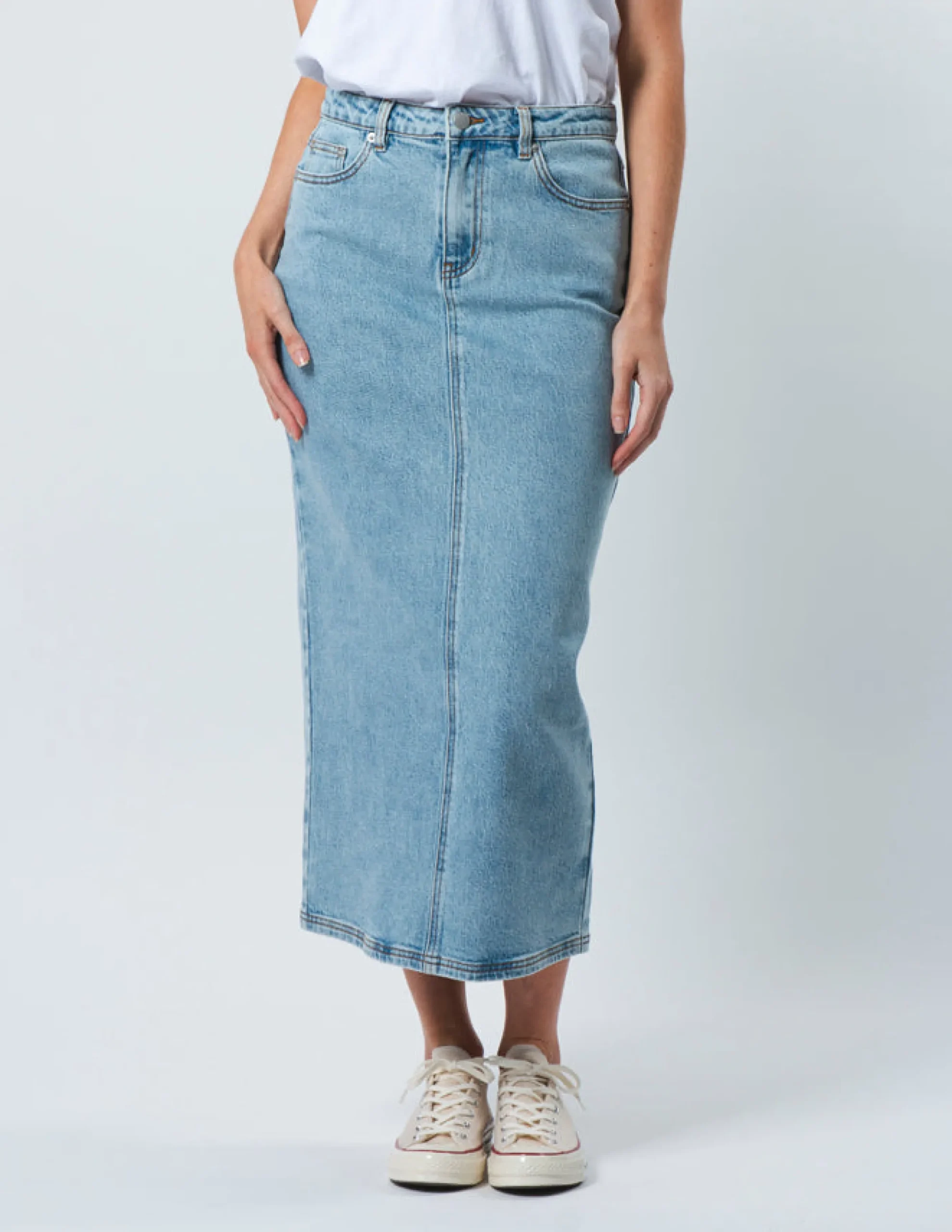 STELLA ESSENTIALS Stacy Skirt - Light Blue