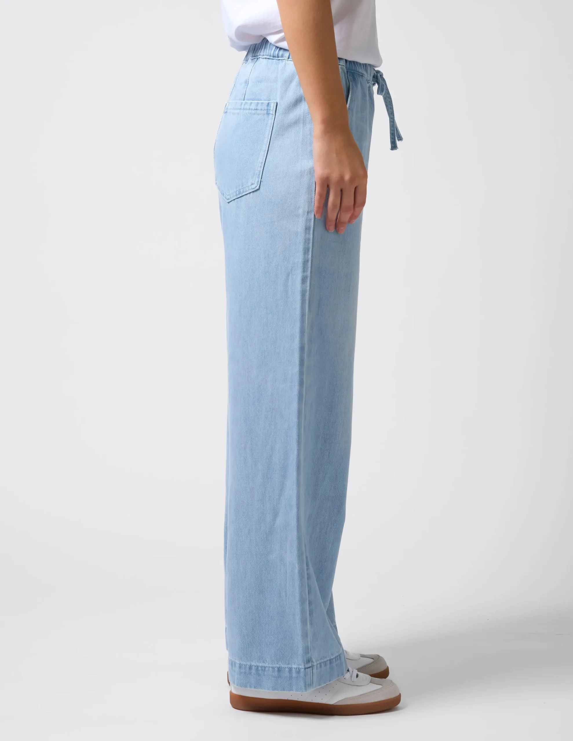 STELLA ESSENTIALS Studio Pant - Light wash