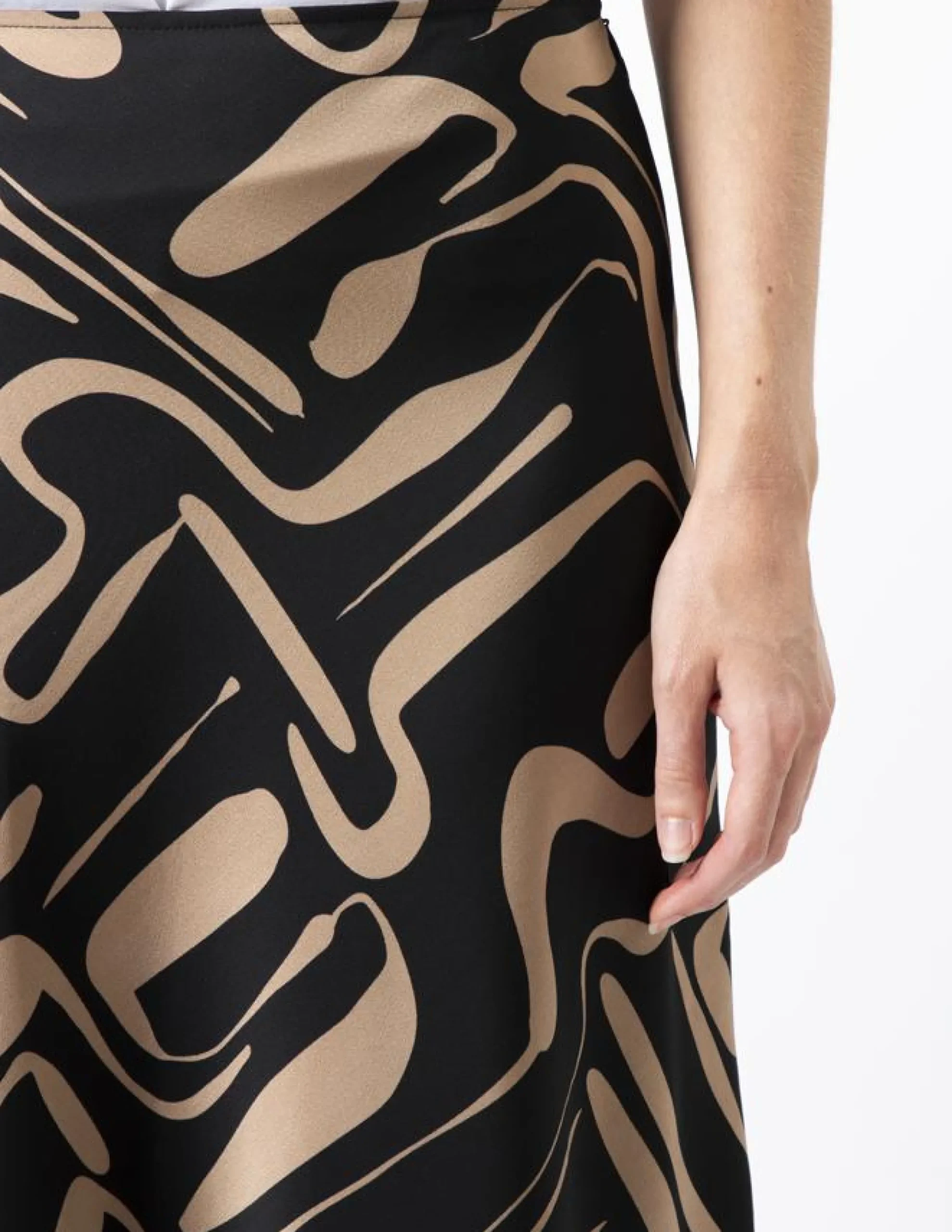 Summer Skirt - Black Geo