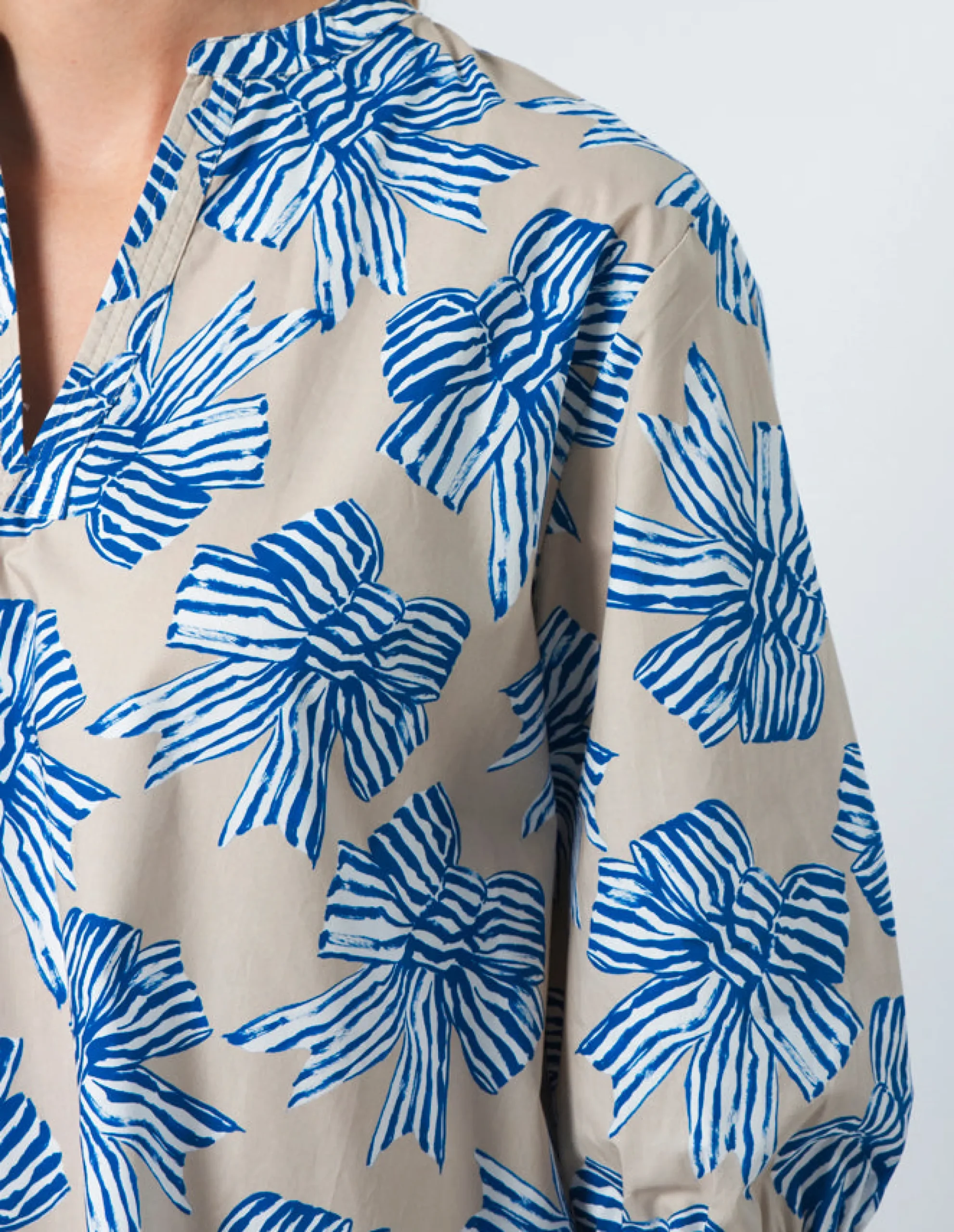 Tamsin Top - Bowtiful Blue